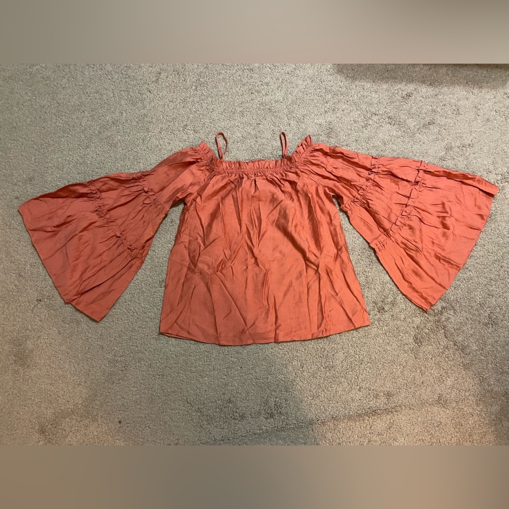 Women's Orange‎ Off-Shoulder Top size Small